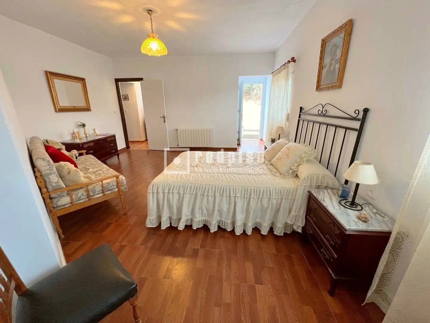 Schlafzimmer von Haus oder Chalet zum Verkauf in Casabermeja mit Privatgarten, Terrasse und Abstellraum