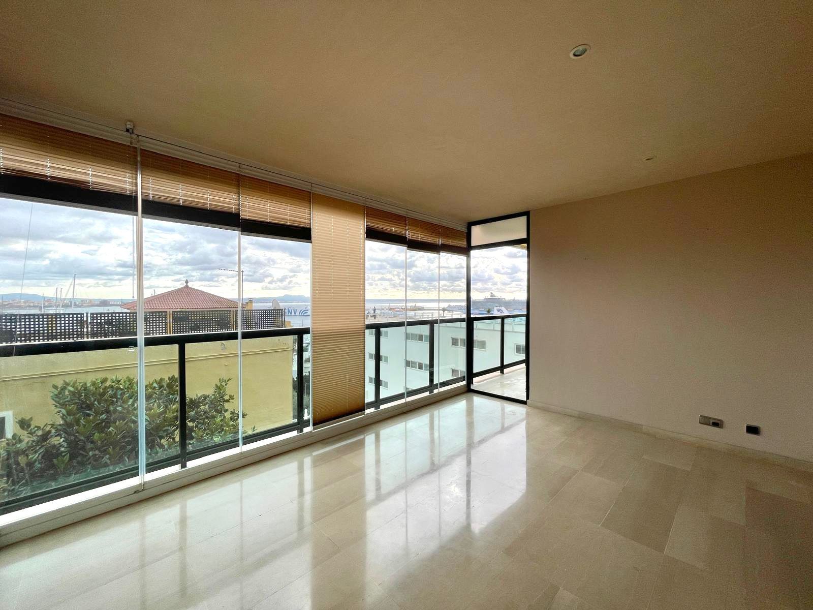 Exterior view of Apartment to rent in  Palma de Mallorca  with Air Conditioner and Swimming Pool