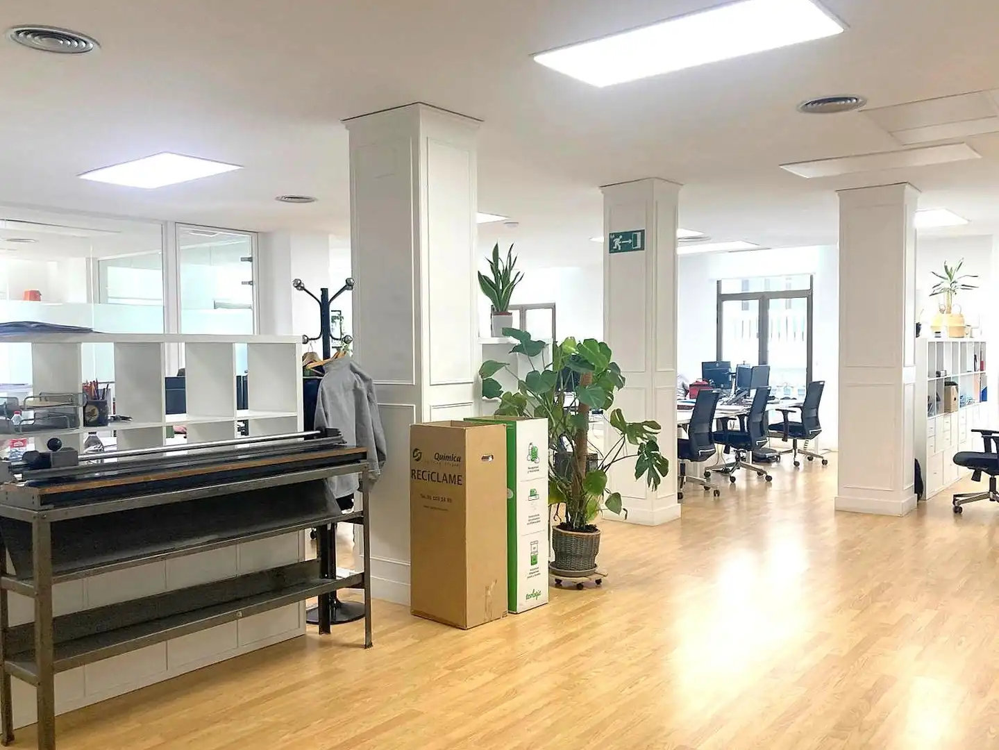 Büro zur Miete in Madrid mit Heizung und Möbliert