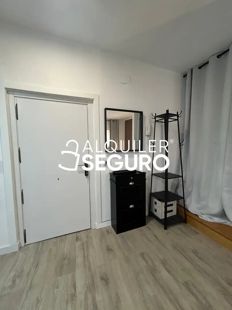 Habitación de Piso de alquiler en Alcalá de Henares con Aire acondicionado, Calefacción y Amueblado