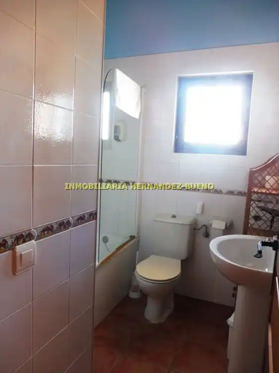 Bany de Edifici en venda en Huerta