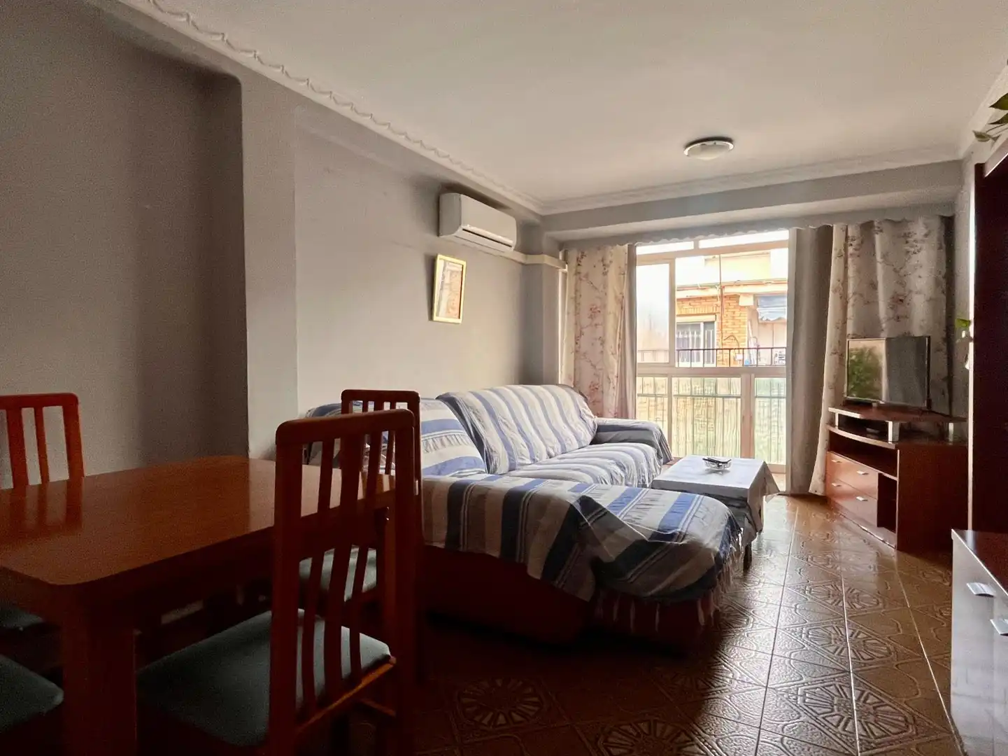 Habitación de Piso en venta en Málaga con Aire acondicionado, Terraza y Amueblado