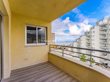 Apartament amb piscina en venda a El Aljibe