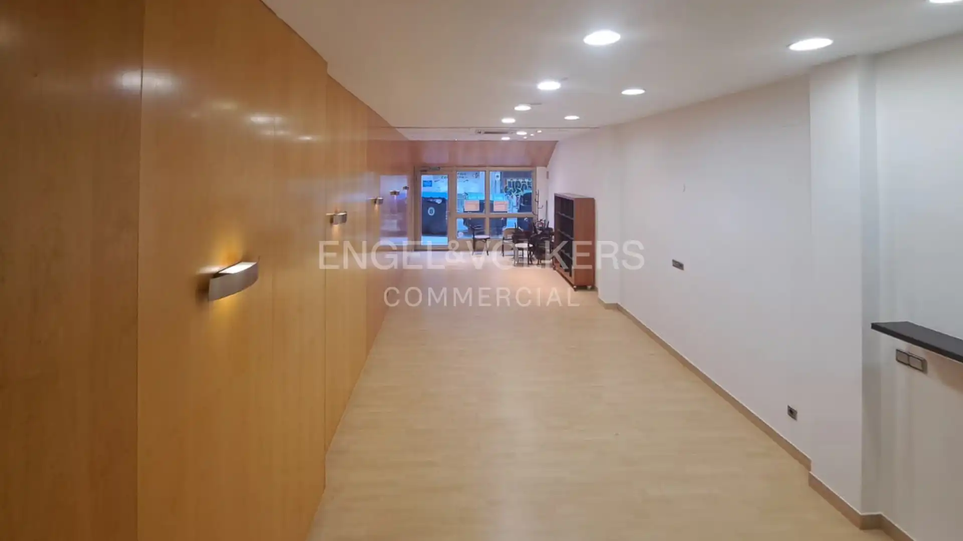 Local comercial en venda a José María de Escuza Kalea, imagen 2