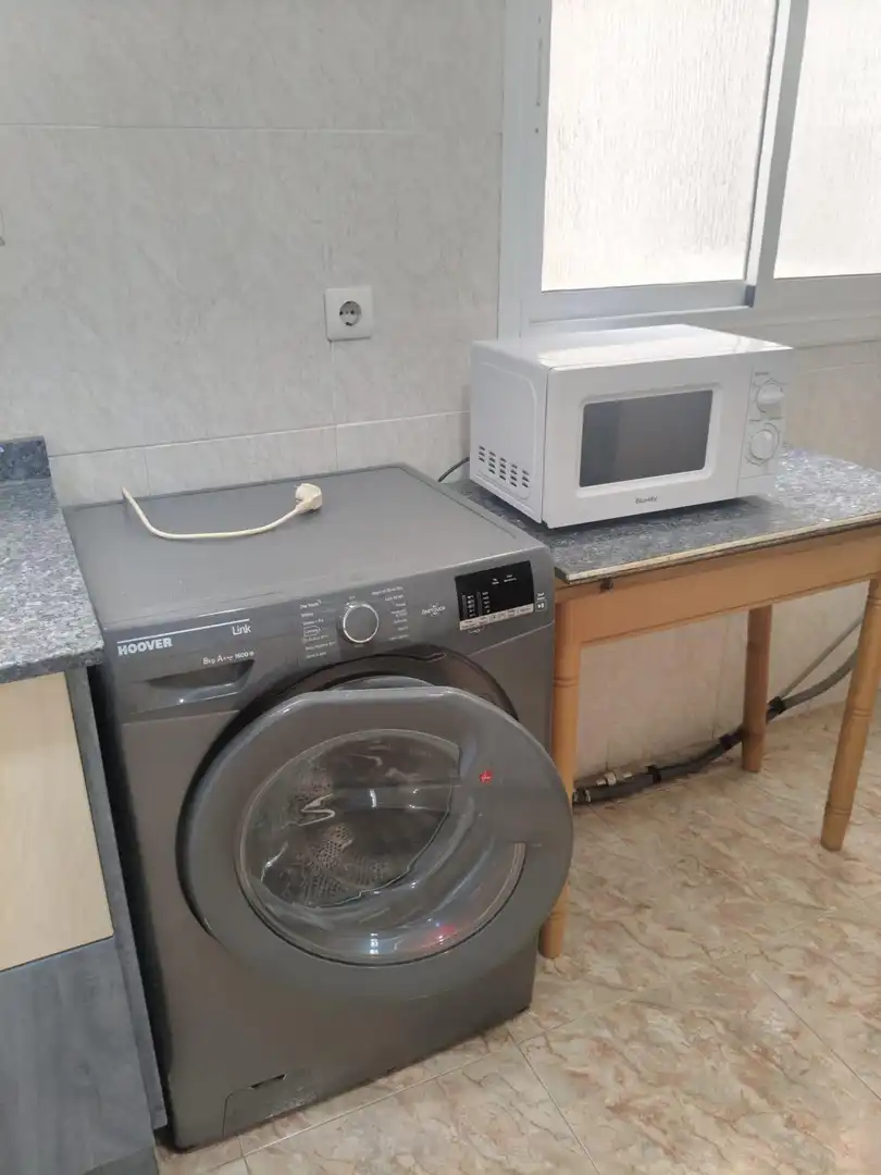 Cuina de Pis de lloguer en Elda amb Aire condicionat, Moblat i Balcó