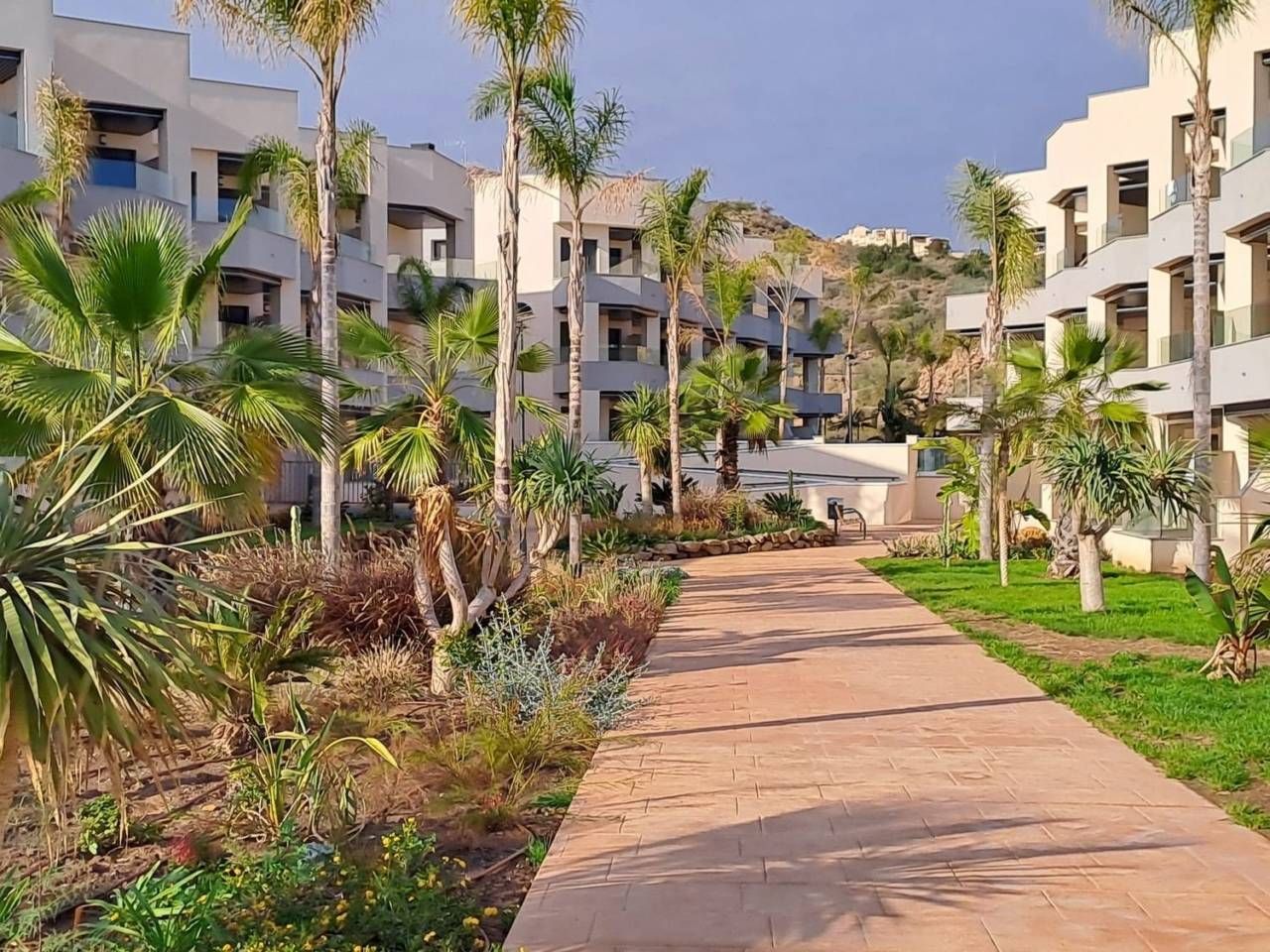Exterior view of Flat for sale in Vélez-Málaga  with Terrace, Storage room and Balcony