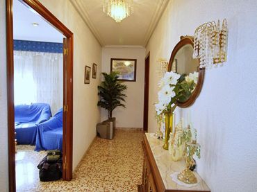 Wohnung mit Balkon zum Verkauf in Elche ciudad