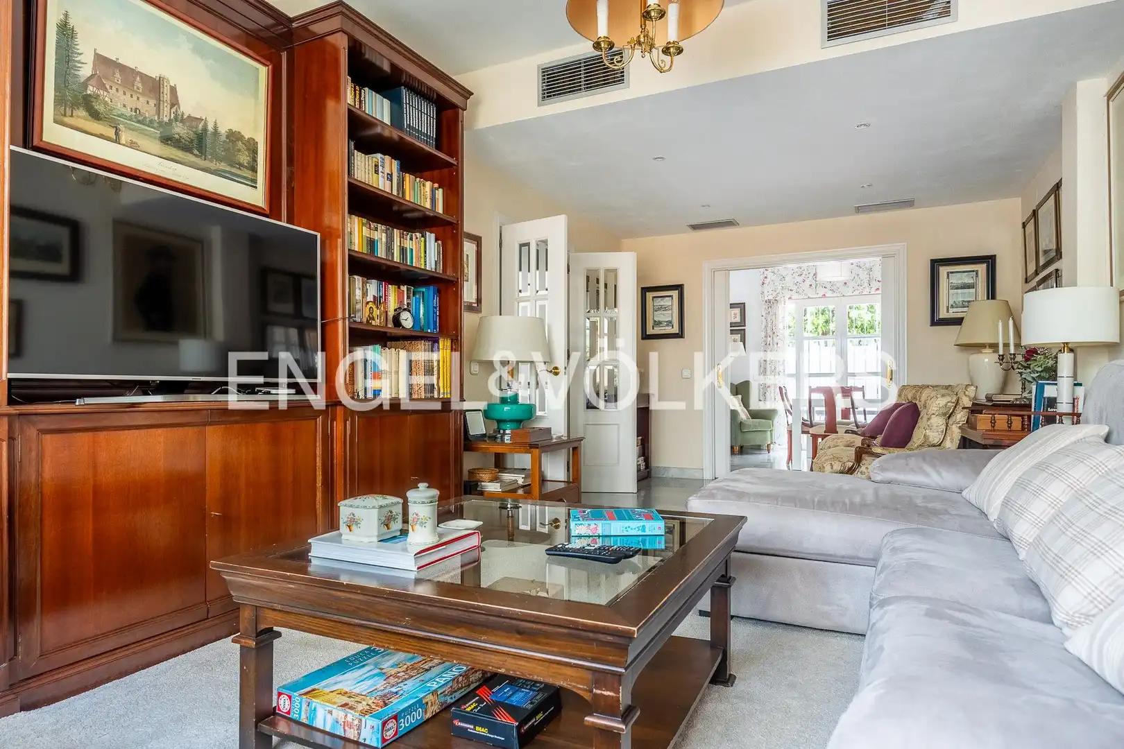 Living room of Houses for sale in Sevilla  with Air Conditioner, Heating and Private garden
