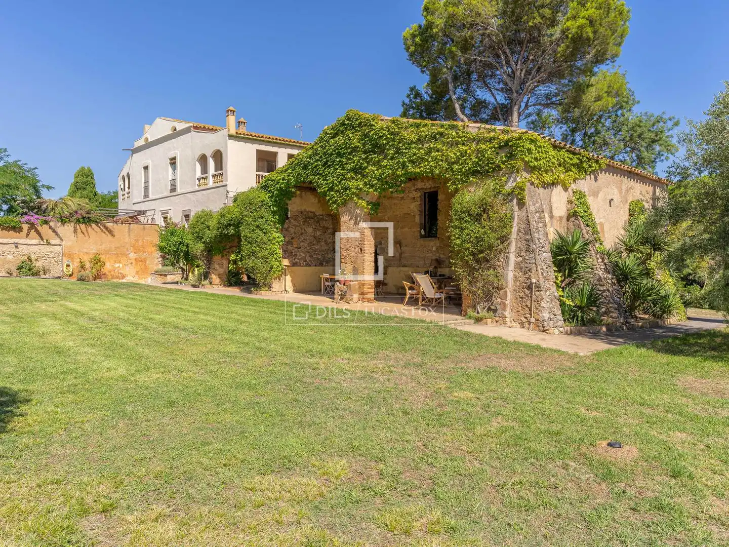 Jardín de Finca rústica en venta en Garrigàs con Aire acondicionado, Calefacción y Jardín privado
