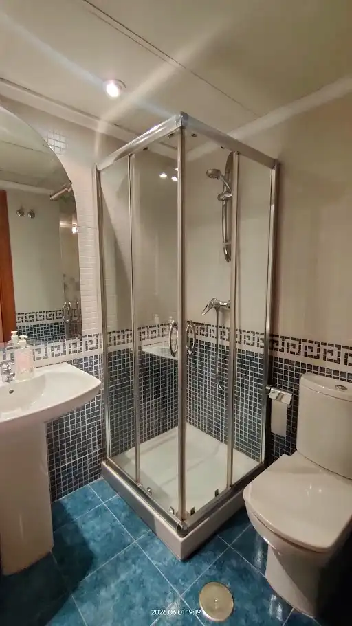 Baño de Piso en venta en Madrid con Aire acondicionado, Calefacción y Parquet
