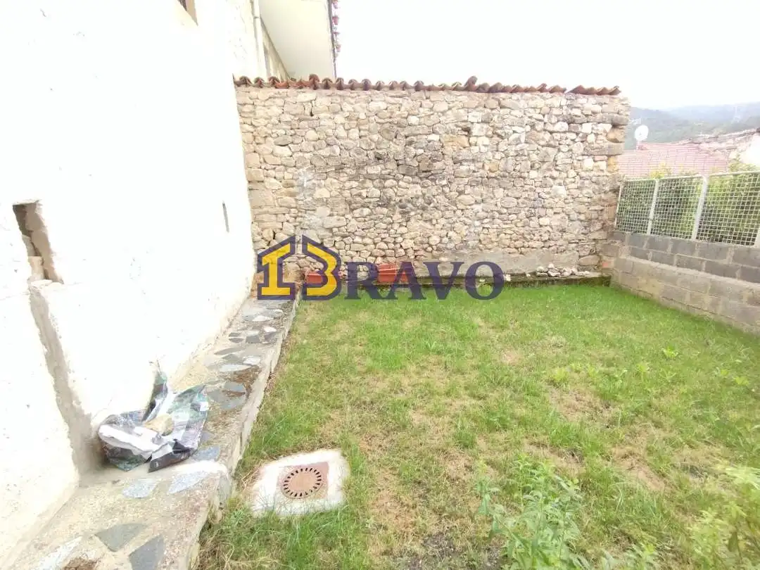 Casa o chalet en venta en Medina de Pomar con Calefacción, Jardín privado y Terraza