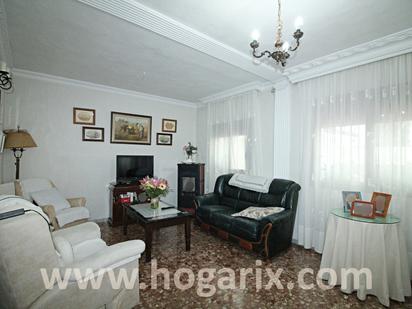 Sala d'estar de Casa o xalet en venda en Palos de la Frontera amb Moblat