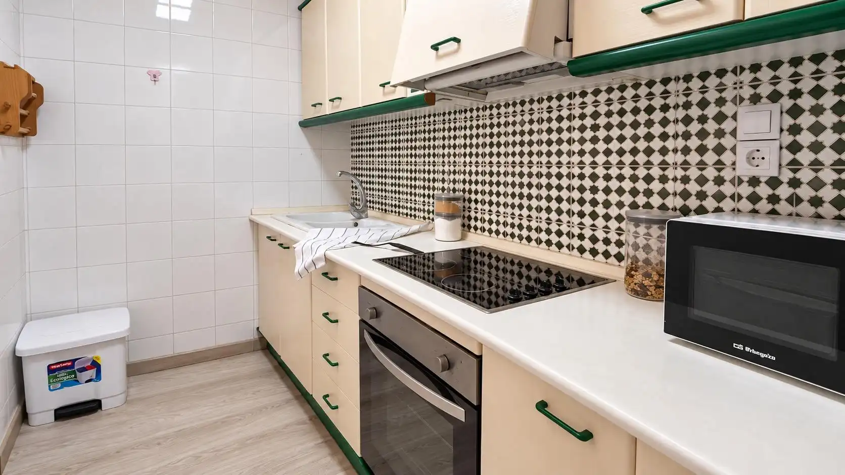 Apartment with pool for sale in Calle HELSINKI 2, imagen 17