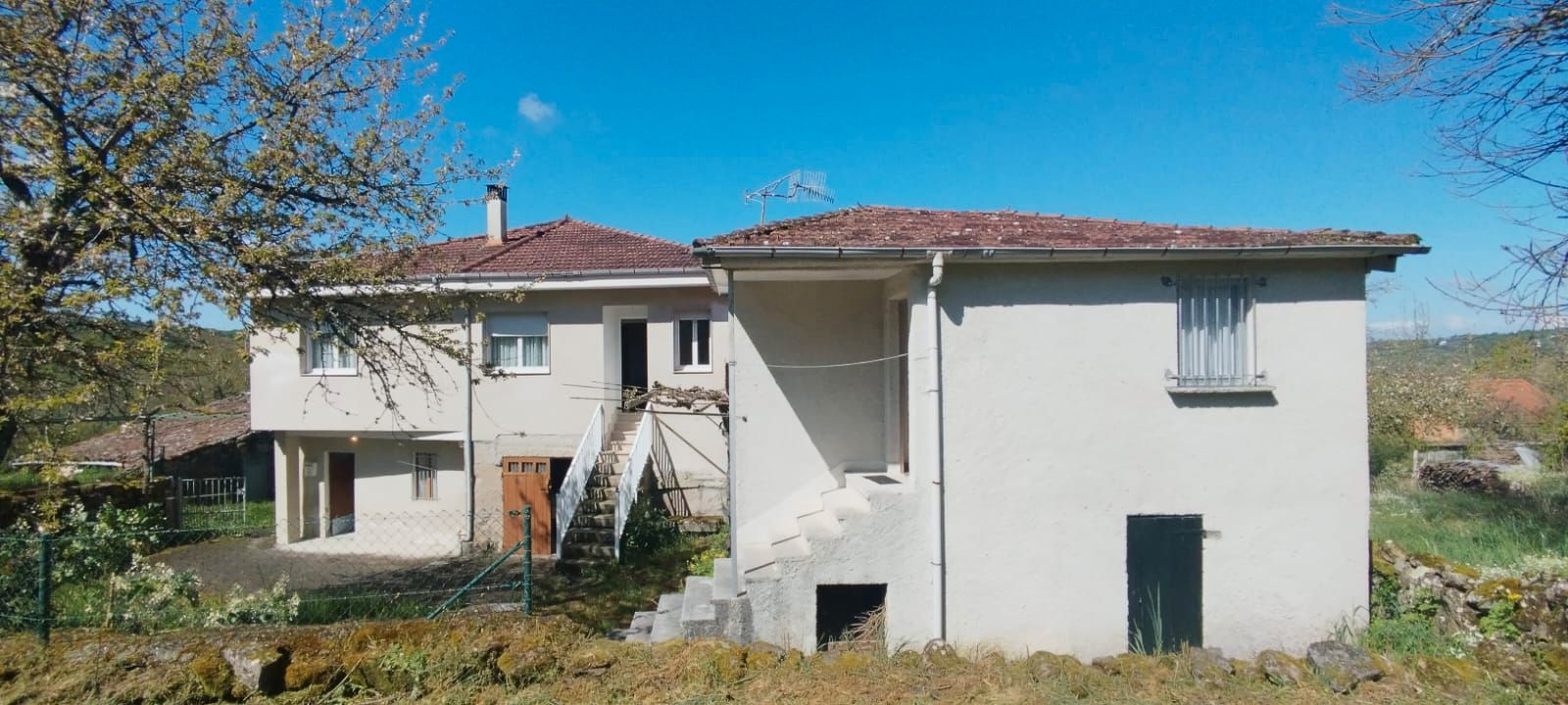 Exterior view of Country house for sale in A Veiga   with Heating, Terrace and Furnished