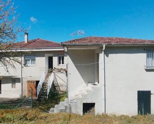 Vista exterior de Finca rústica en venda en A Veiga  amb Calefacció, Terrassa i Moblat