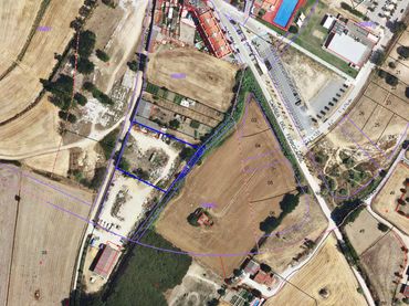 Terreny residencial en venda a Del Suro, 57