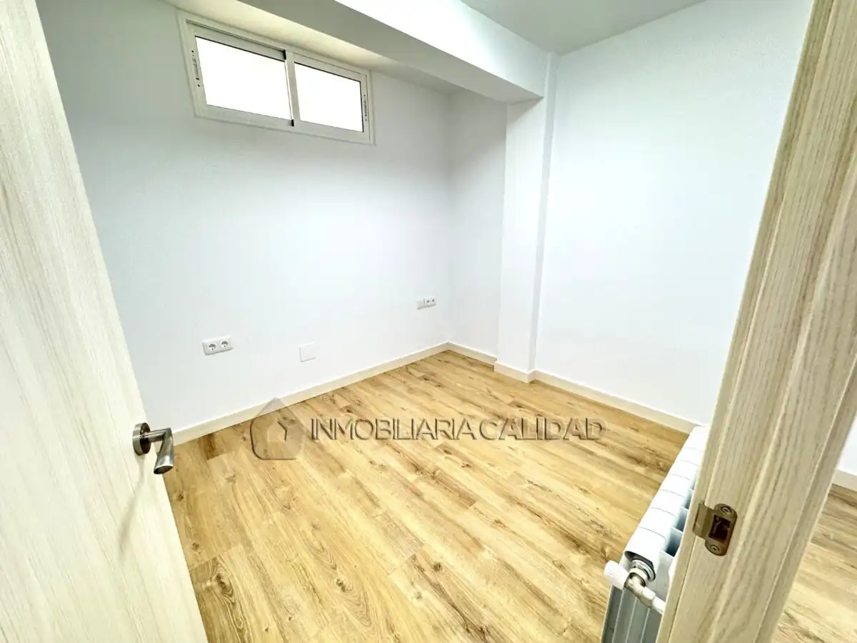 Piso en venta en Burgos con Calefacción