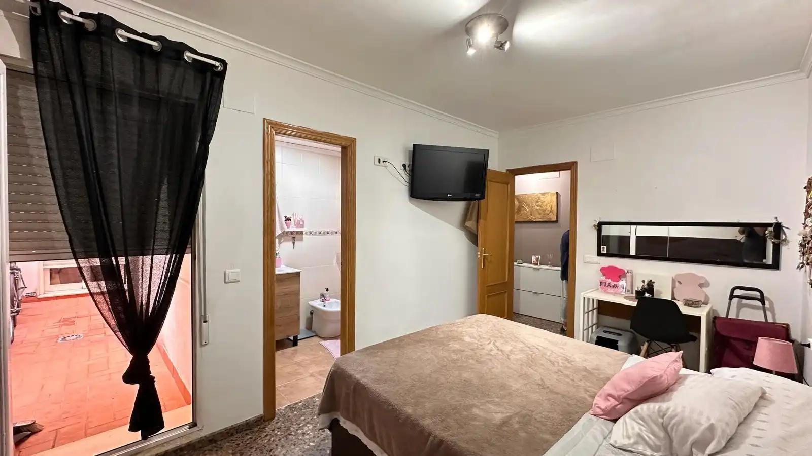 Schlafzimmer von Wohnung zum Verkauf in Carlet mit Klimaanlage und Heizung