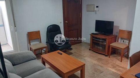 Foto 3 de Apartament de lloguer a Calle Adarves Bajos, San Ildefonso - Catedral, Jaén Capital