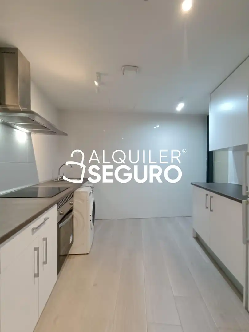 Küche von Wohnung zur Miete in Valdemoro mit Heizung, Terrasse und Abstellraum