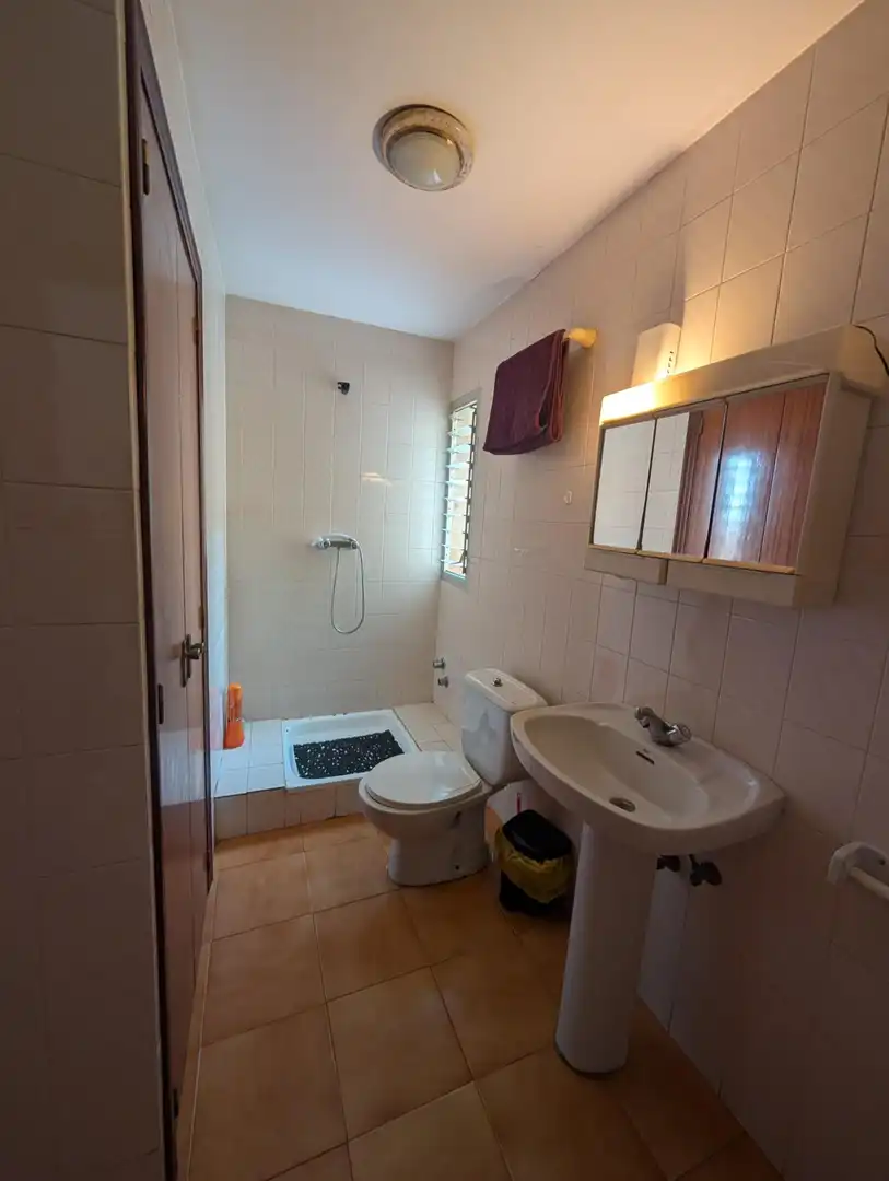 Baño de Piso en venta en Alcanar con Terraza, Amueblado y Balcón