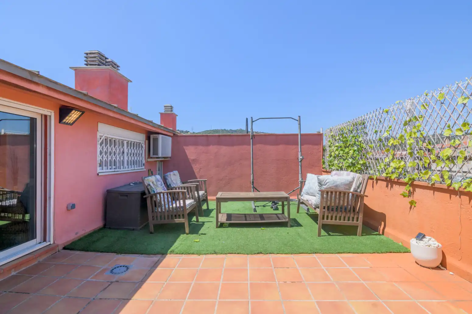 Terraza de Ático en venta en Sant Boi de Llobregat con Aire acondicionado, Calefacción y Parquet