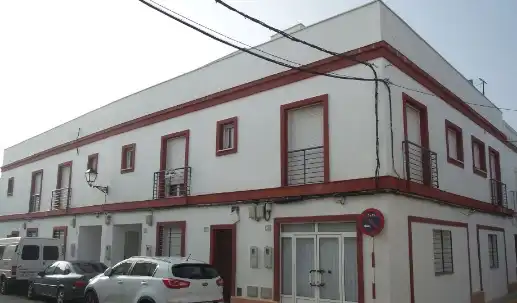 Casa adosada en venta en C/ Flor, Villamanrique de la Condesa