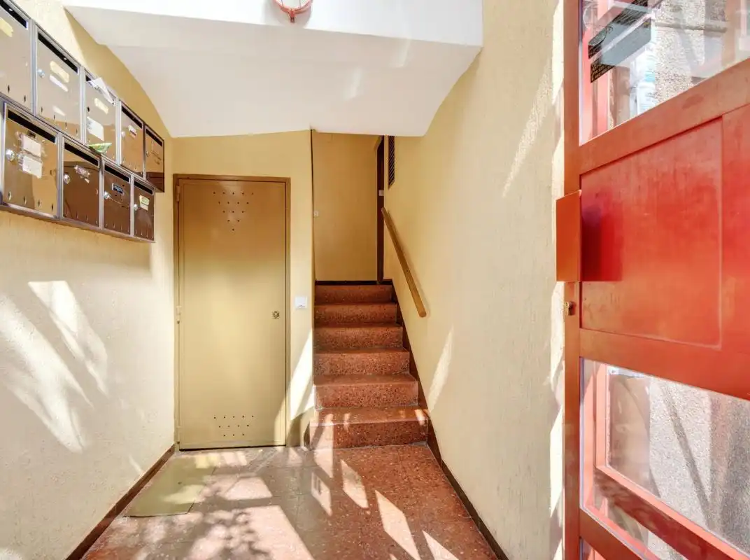 Planta baja en venta en Madrid con Calefacción