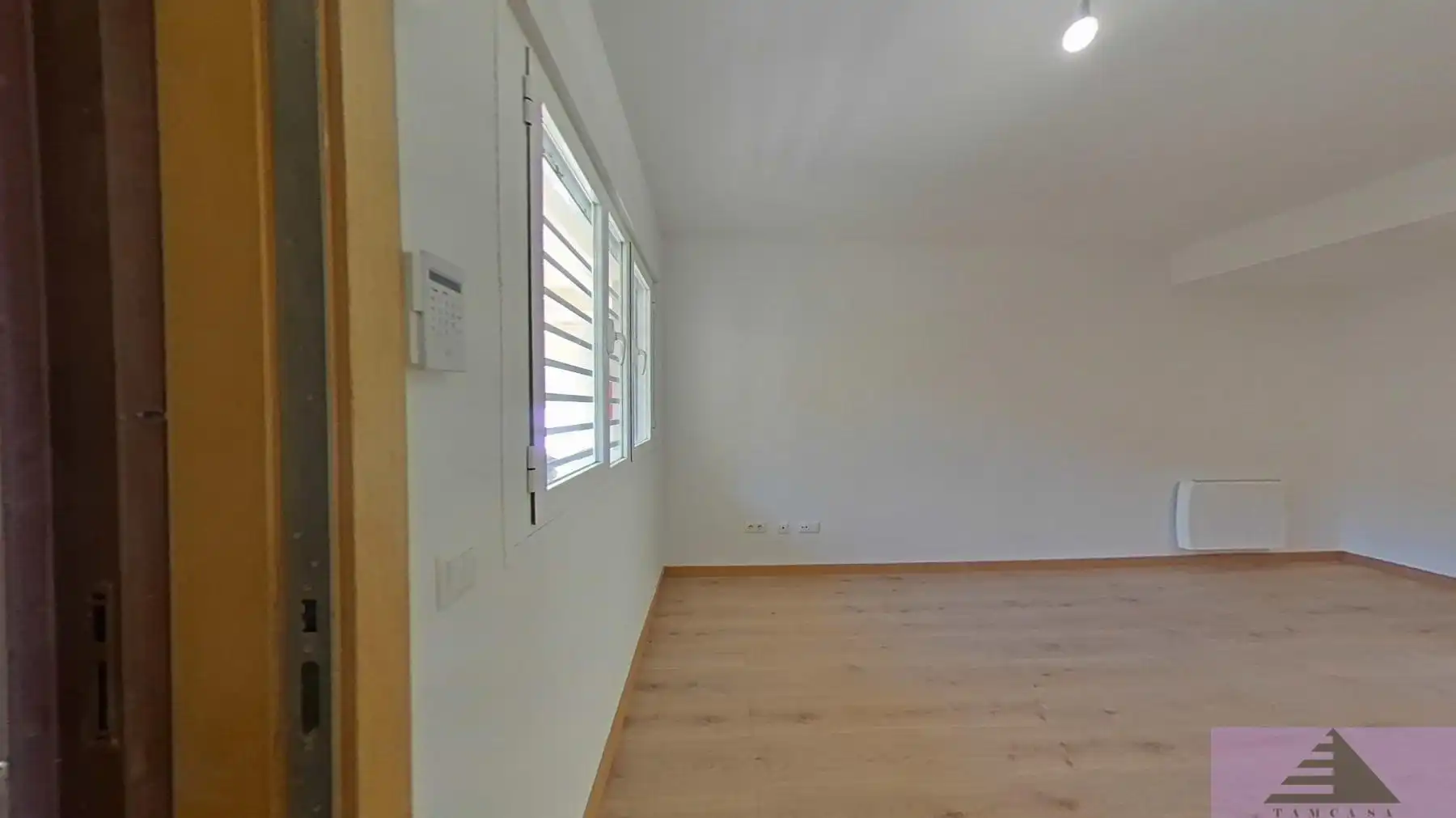 Flat for sale in Aranjuez  with Air Conditioner, Heating and Balcony