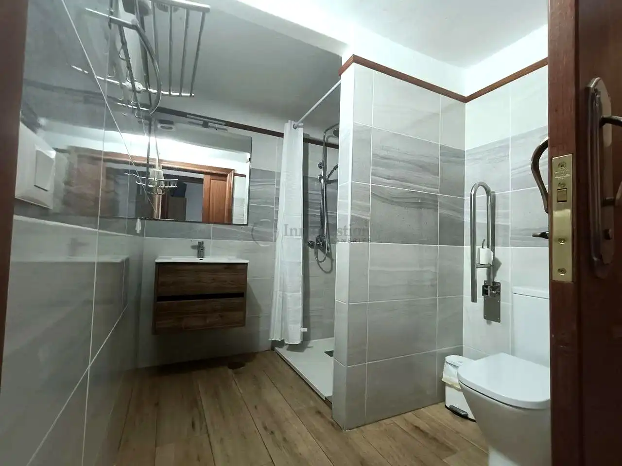 Badezimmer von Geschaftsraum zur Miete in Arona