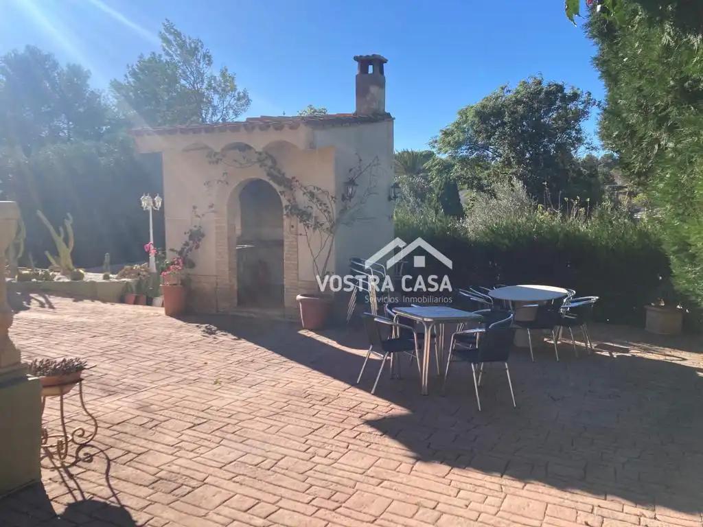 Terrassa de Casa o xalet de lloguer en Torrent amb Jardí privat i Piscina