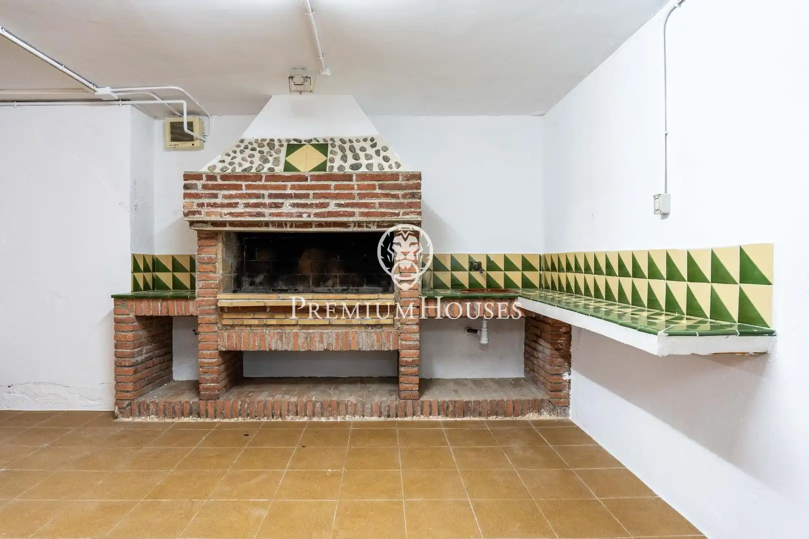 Cocina de Casa o chalet en venta en Cambrils con Aire acondicionado, Calefacción y Jardín privado