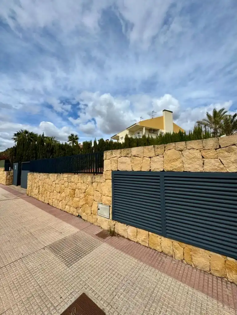 Xalet amb terrassa en venda a Monforte del Cid, imagen 21