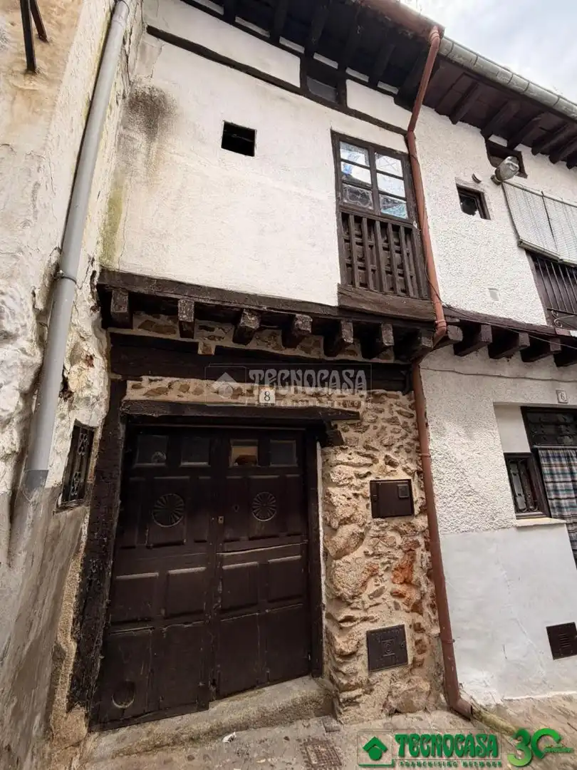 Vista exterior de Casa adosada en venda en Guisando amb Calefacció