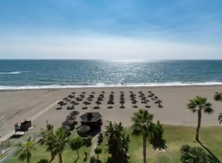 Inmuebles singulares con ascensor en venta en Avenida del Mediterráneo 148, imagen 6