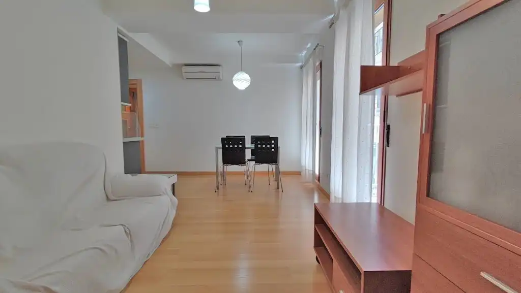 Living room of Flat for rent in Granada  with Air Conditioner, Heating and Furnished