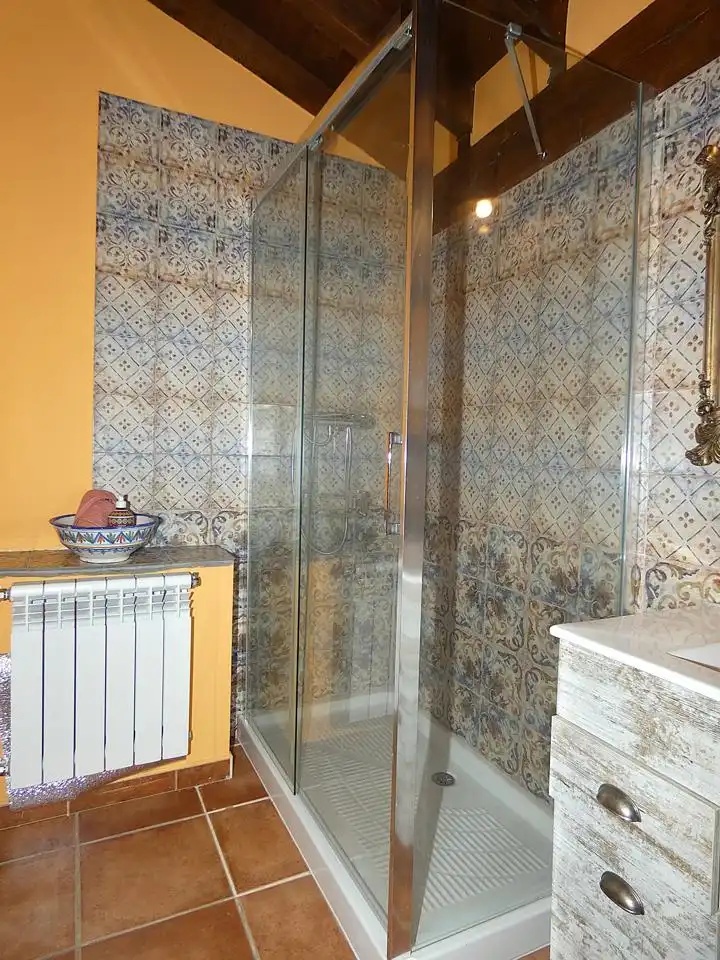 Baño de Casa o chalet en venta en Ruente con Calefacción, Jardín privado y Amueblado