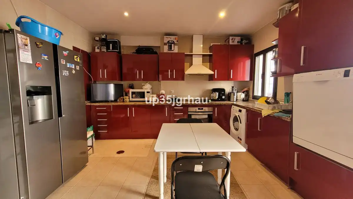 Villa mit Pool zum Verkauf in Avenida Benamara 15, imagen 6