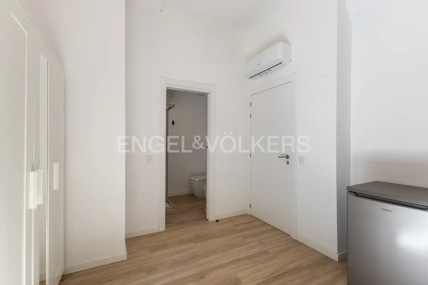 Piso en venta en Valencia con Aire acondicionado, Calefacción y Trastero