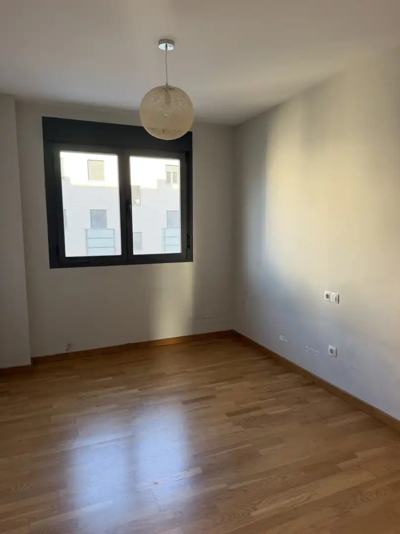 Bedroom of Flat for sale in El Campillo - Norte