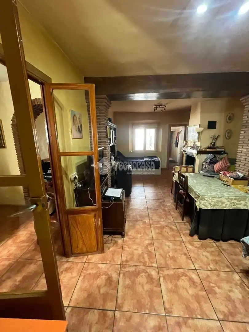 Casa aparellada en venda a Pinos Puente, imagen 5