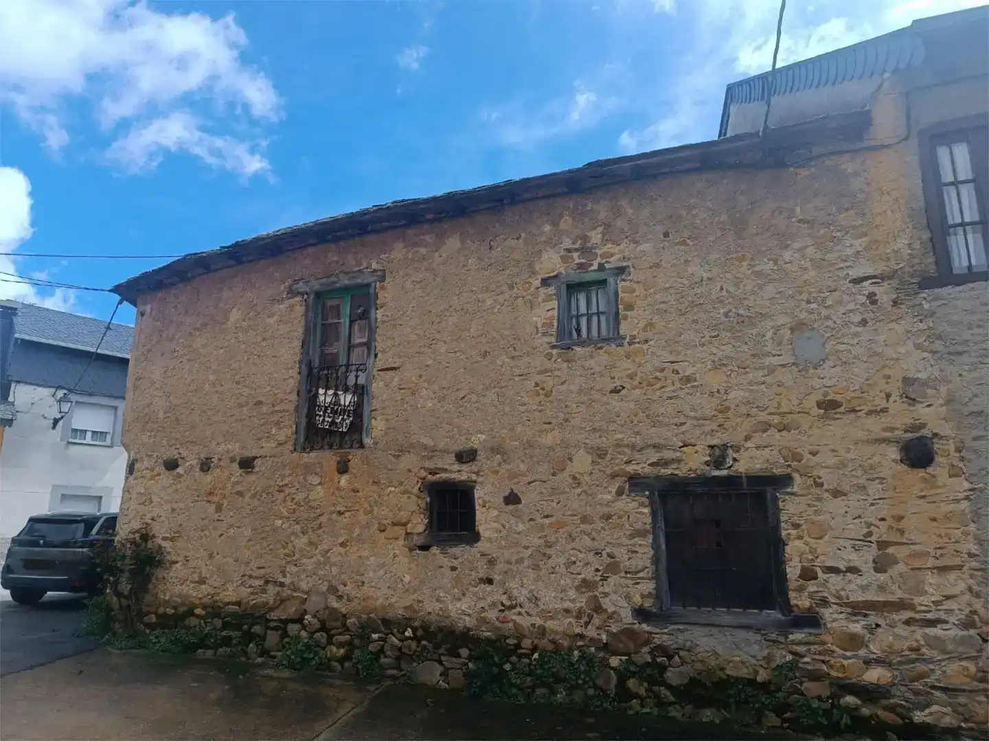 Vista exterior de Casa o xalet en venda en Castropodame amb Balcó