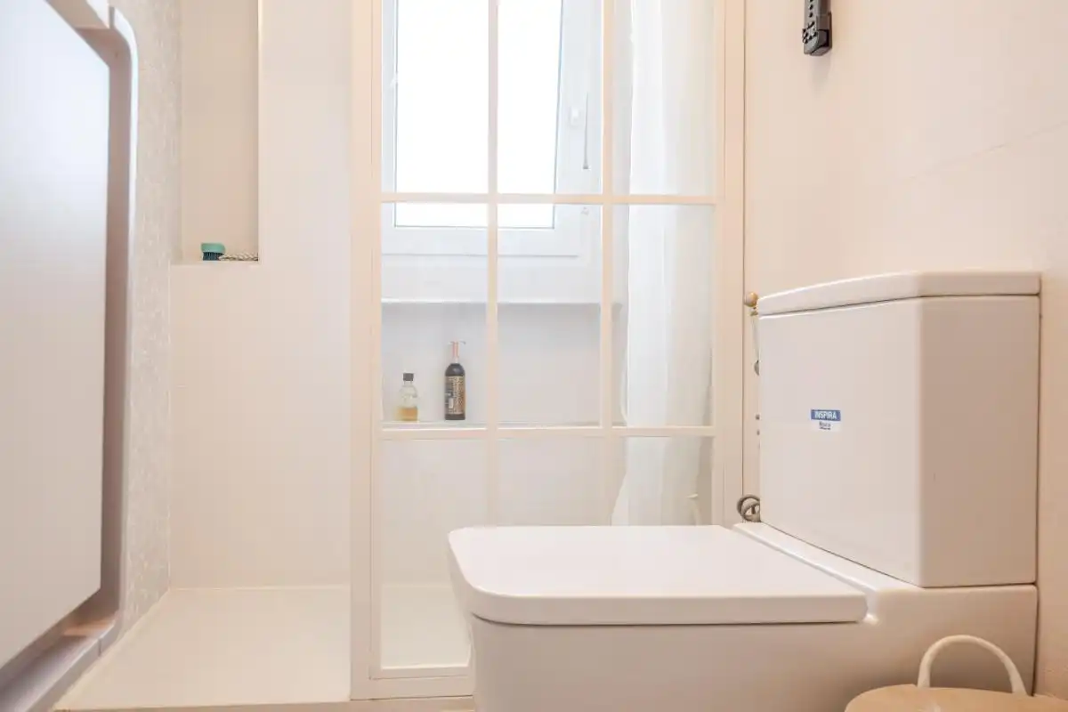 Bathroom of Houses for sale in Boadilla del Monte  with Air Conditioner, Heating and Private garden