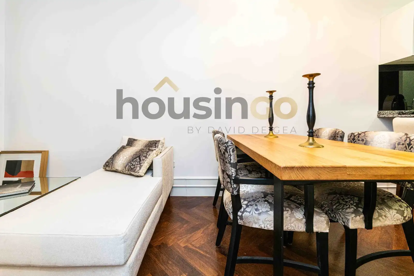 Exterior view of Flat for rent in Madrid  with Heating and Furnished