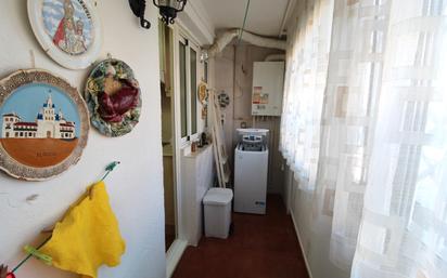 Kitchen of Flat for sale in Terrassa  with Heating, Furnished and Oven