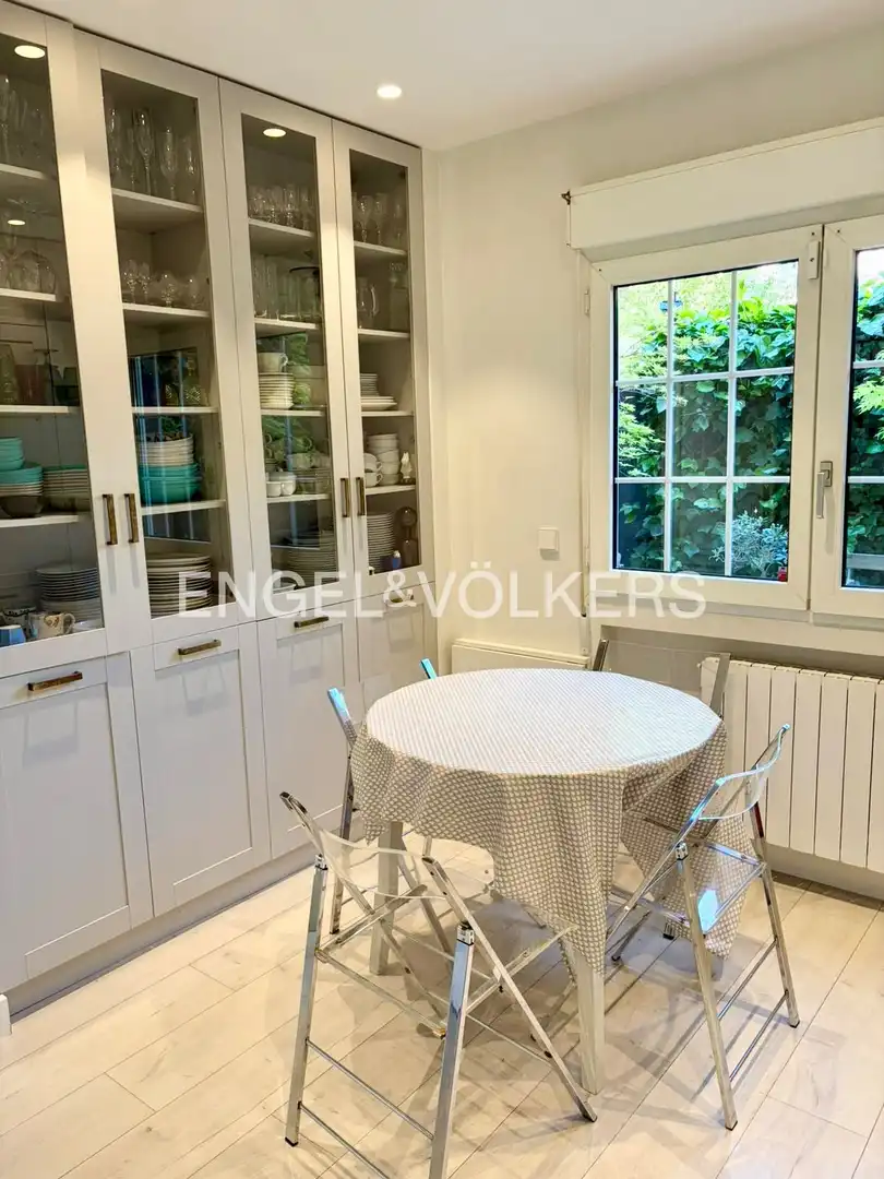 Comedor de Casa o chalet de alquiler en Madrid con Aire acondicionado, Calefacción y Terraza