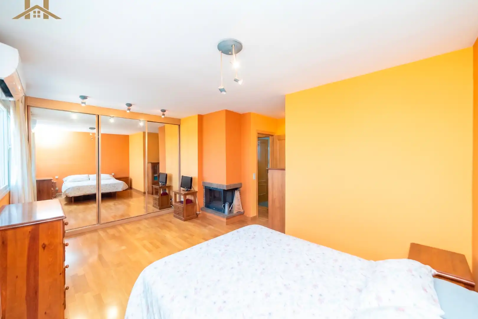 Dormitori de Casa o xalet en venda en Arroyomolinos (Madrid) amb Aire condicionat, Jardí privat i Terrassa