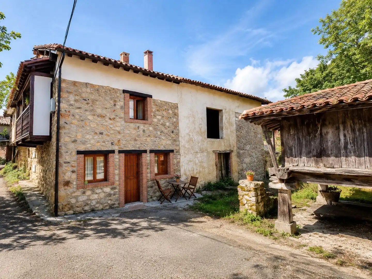 Vista exterior de Casa o chalet en venta en Cangas de Onís con Calefacción y Terraza