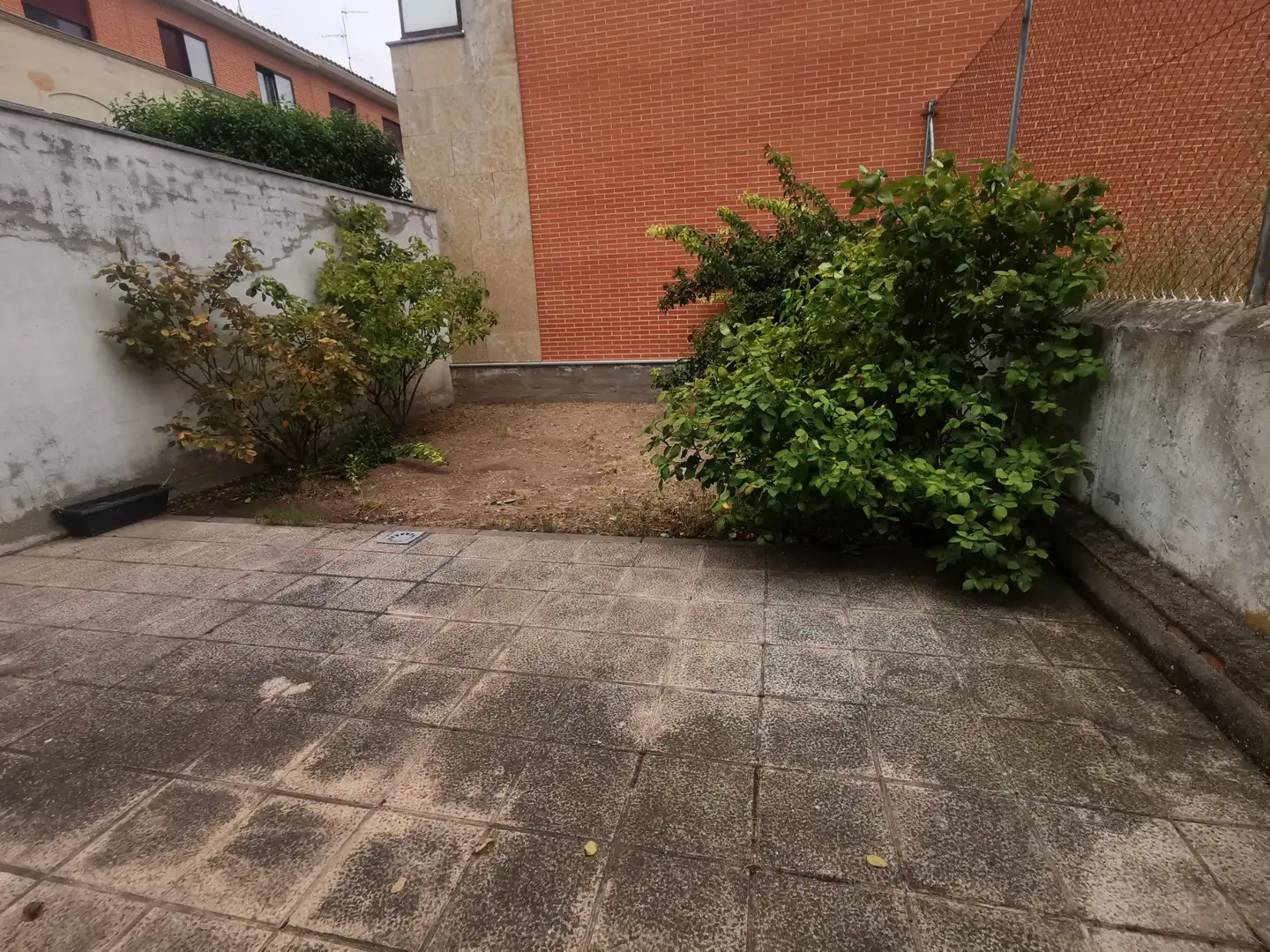 Casa aparellada amb terrassa en venda a Calle Rafael Lapesa, imagen 40