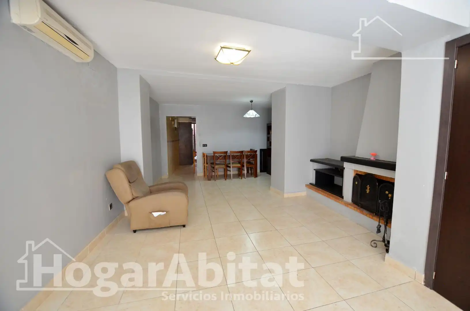 Sala d'estar de Casa adosada en venda en Sant Joan d'Alacant amb Aire condicionat, Calefacció i Terrassa